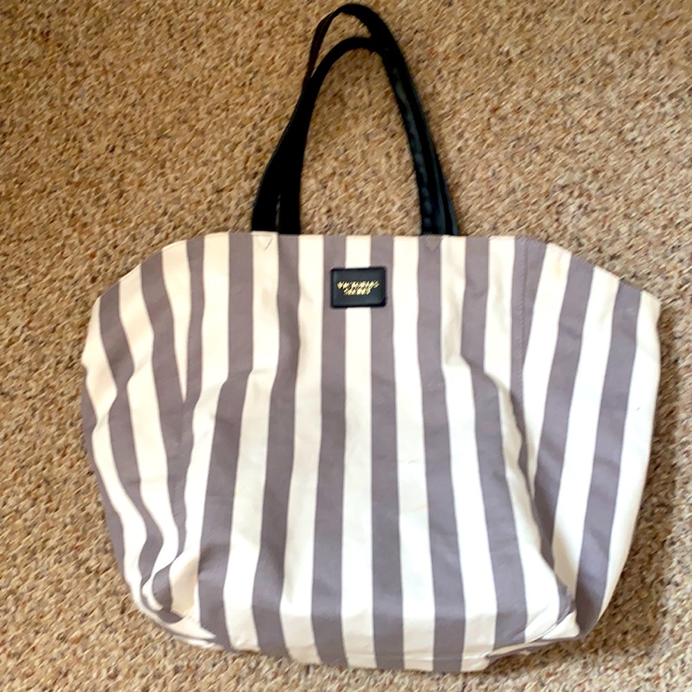 Victoria’s Secret Tote